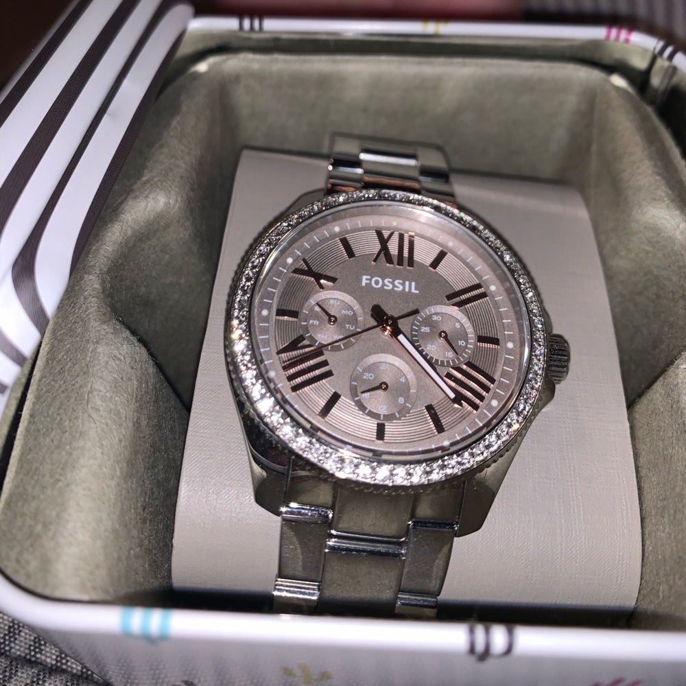 Fossil watch